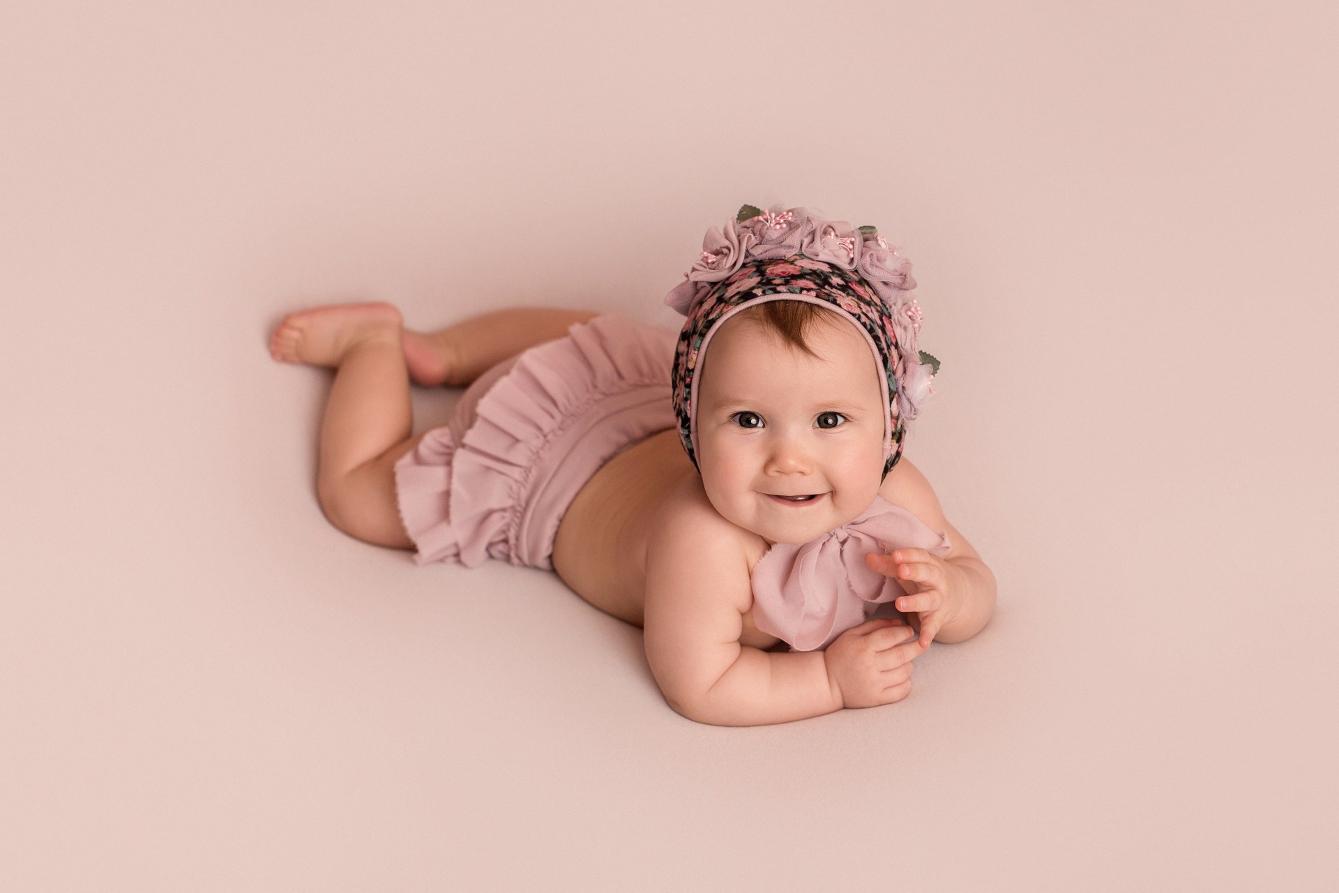 عبارات تهنئة إسلامية بمولود أنثى
