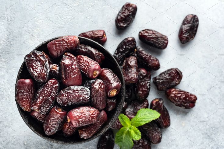 تفسير اكل التمر في المنام