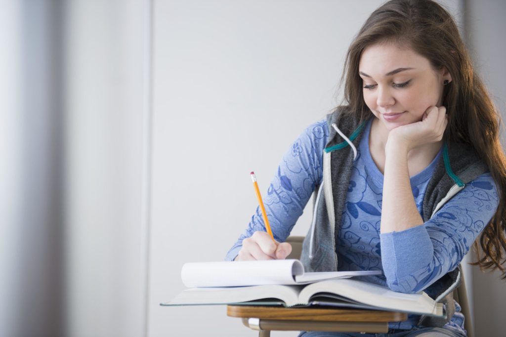 أمثلة على الجملة الاسمية