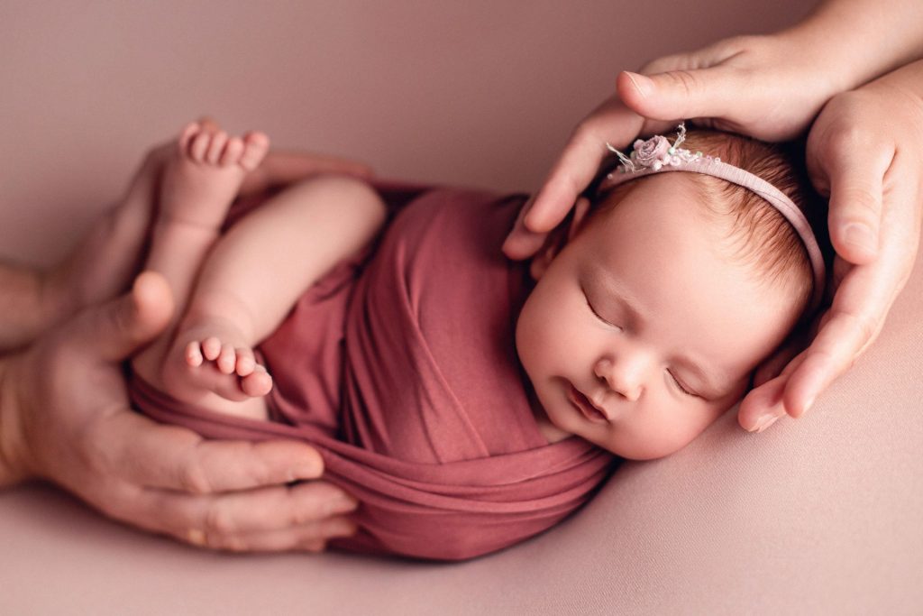 عبارات تهنئة بالمولود