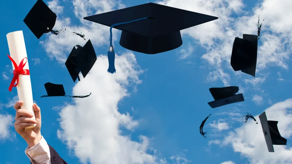 كلمات جميلة عن التخرج