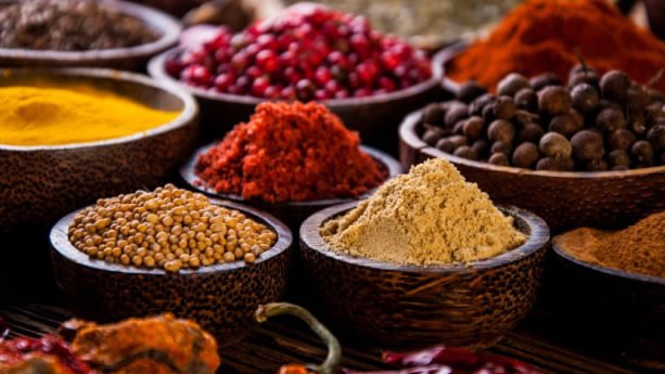 ما هي مكونات بهارات مسالا