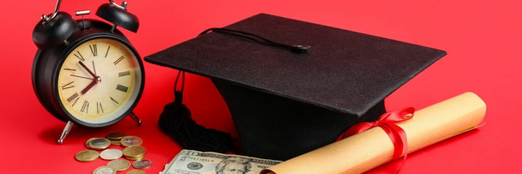 وظائف لطلاب الجامعات: 34 وظيفة لكسب المال قبل الدراسة